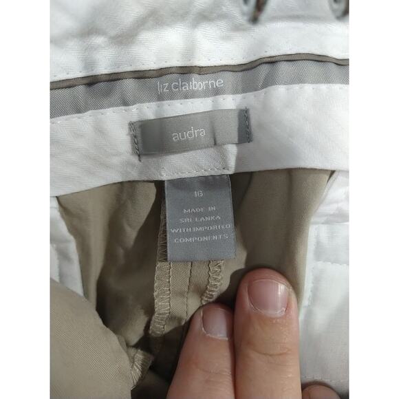 Liz Claiborne Woman 16 Audra Pants Tan Flat Front Khaki Straight Leg - Picture 8 of 12